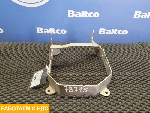 Кронштейн насоса системы AdBlue